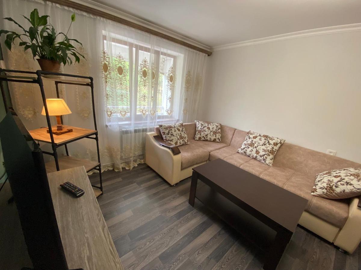 Lovely 2-Bedroom Apartment Near Ayb School Dilijan Exterior photo