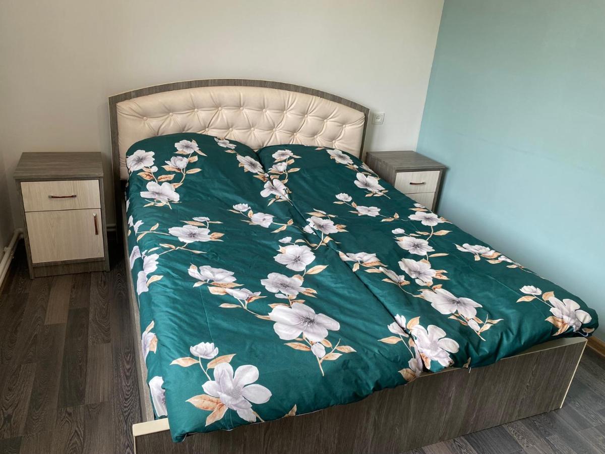 Lovely 2-Bedroom Apartment Near Ayb School Dilijan Exterior photo